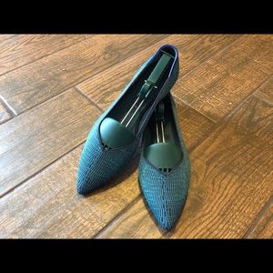 Rothy’s size 12.5 Spruce python points